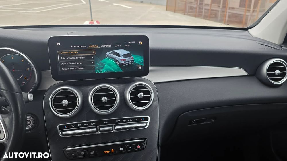Mercedes-Benz GLC 220 d 4MATIC 9G-TRONIC - 24