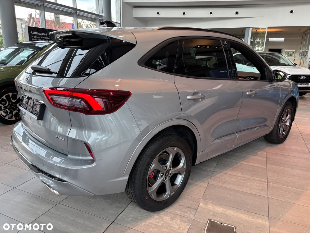 Ford Kuga 2.5 Duratec FHEV ST-LINE X - 5