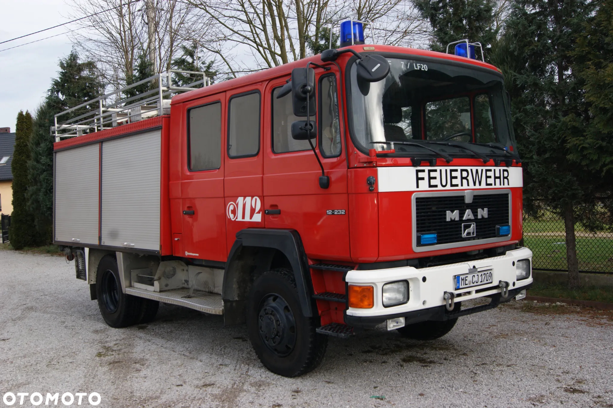 Mercedes-Benz 12232 - 3