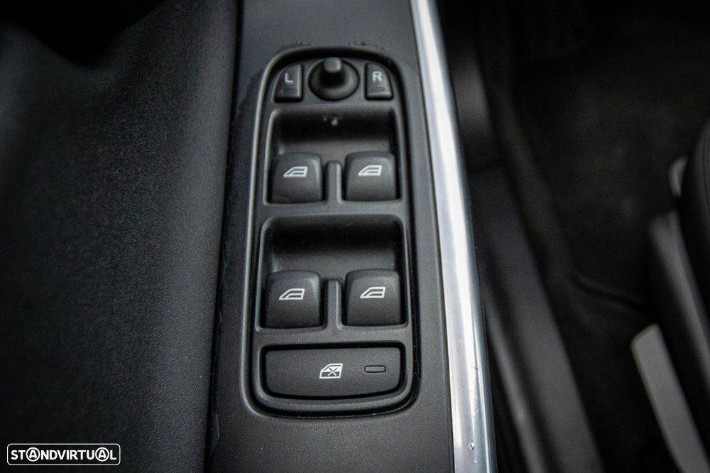 Volvo S60 2.0 D3 Momentum Start/Stop - 12