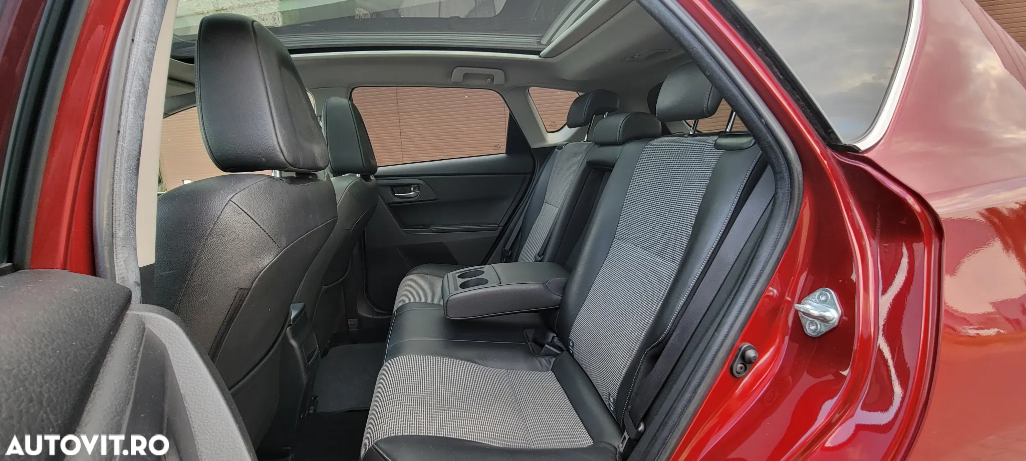 Toyota Auris 1.8 VVT-i Hybrid Automatik Edition S+ - 21