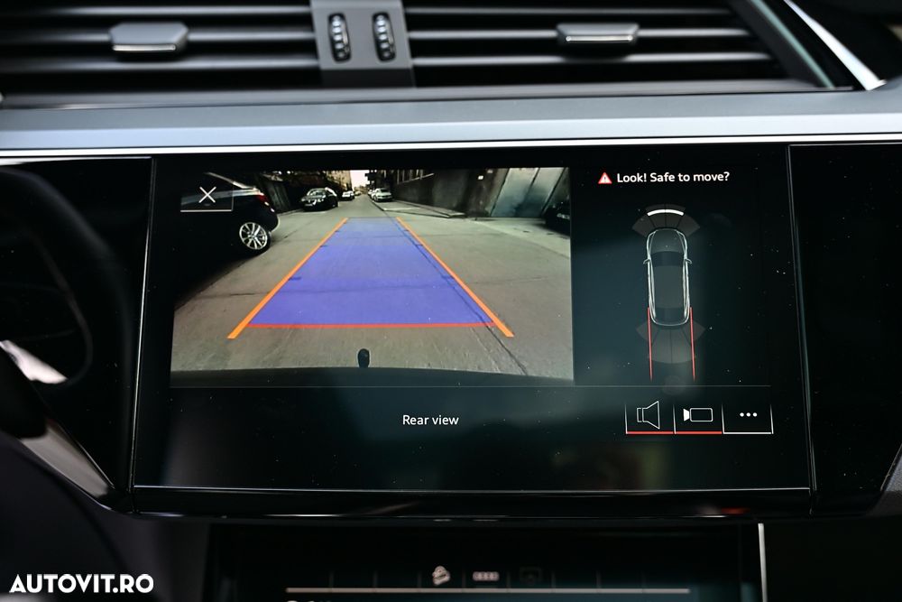 Audi e-tron 55 quattro - 33