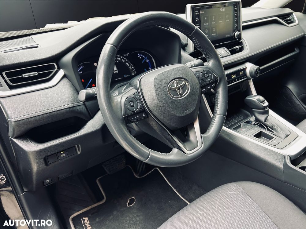 Toyota RAV4 - 14