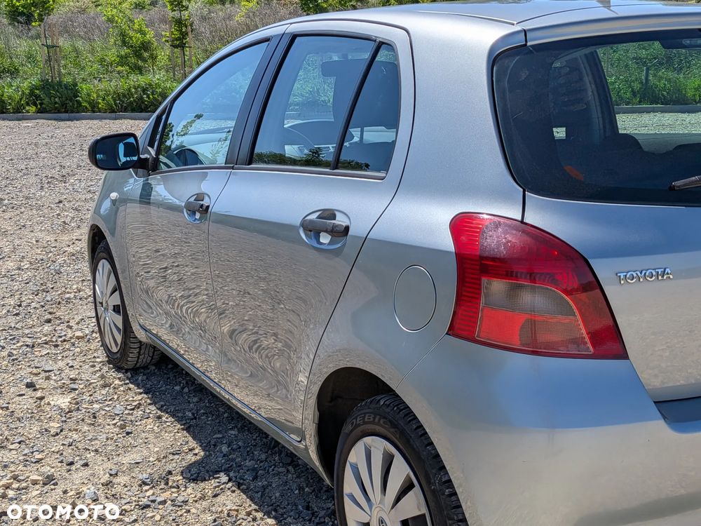 Toyota Yaris 1.0 Luna A/C - 18