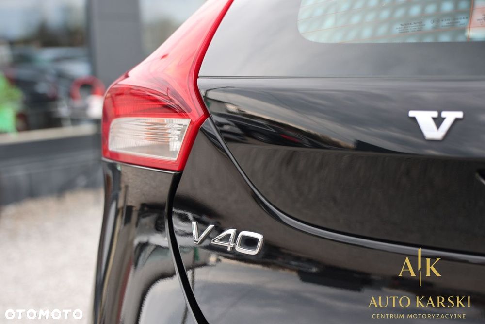 Volvo V40 - 16