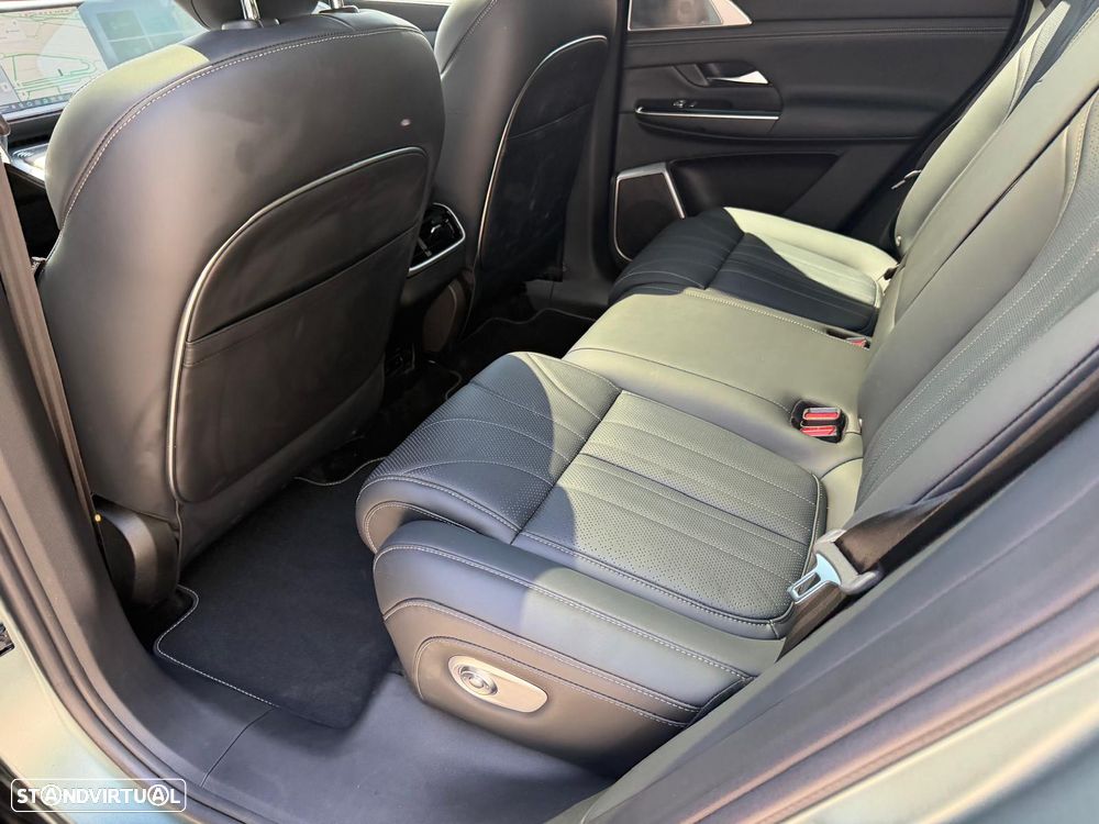 Xpeng G9 93.1 kWh AWD Performance+Premium Seat & Audio Pack - 16