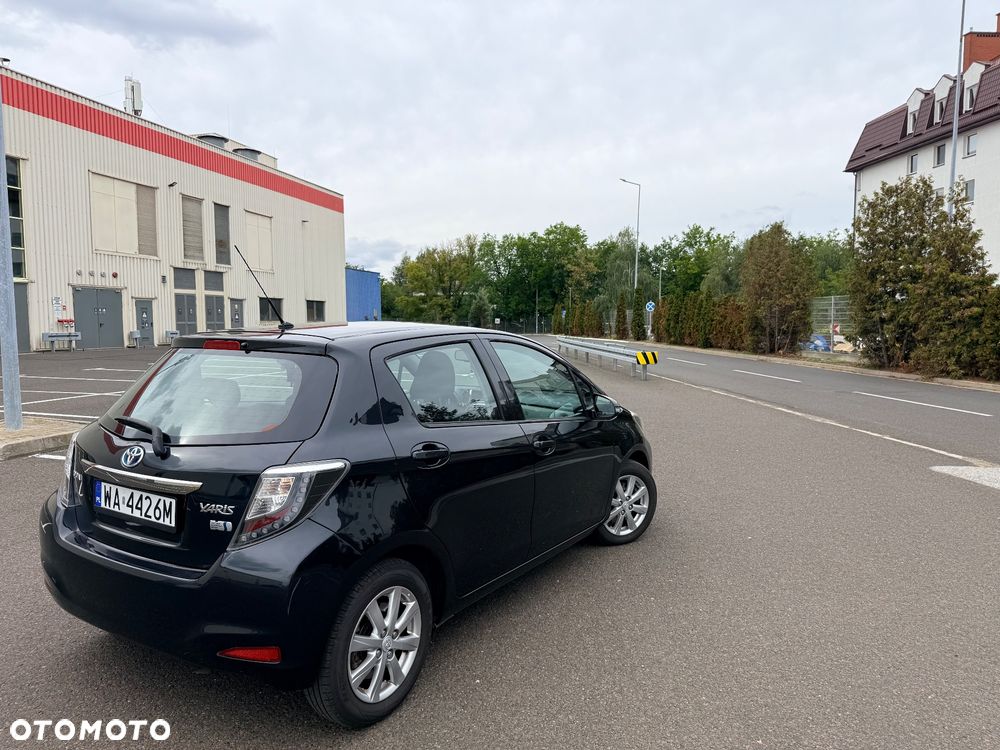 Toyota Yaris - 7