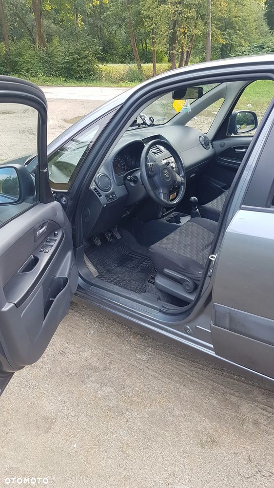 Suzuki SX4 1.6 GLX / Comfort - 10