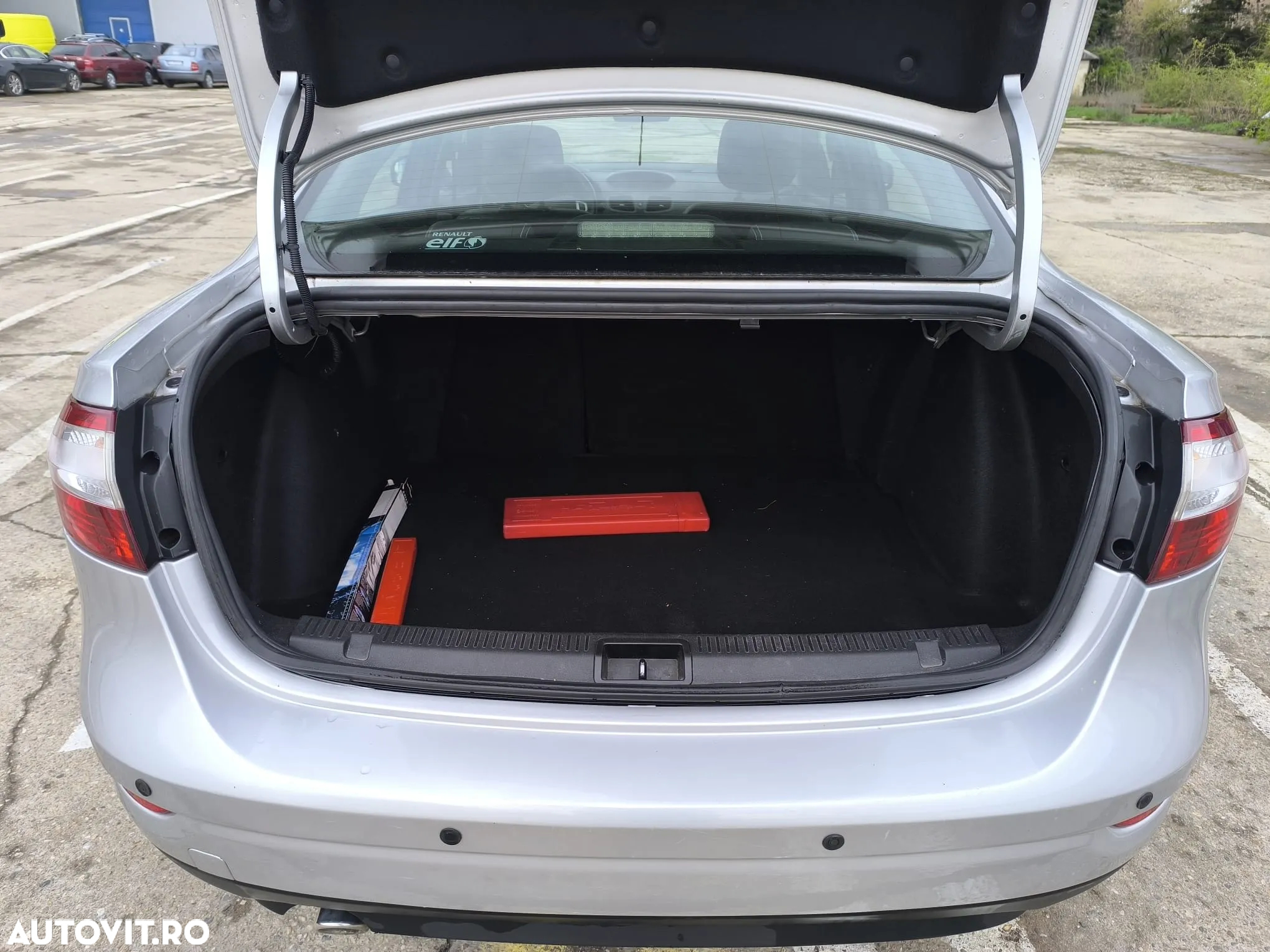 Renault Fluence 1.5dCi Privilege - 17