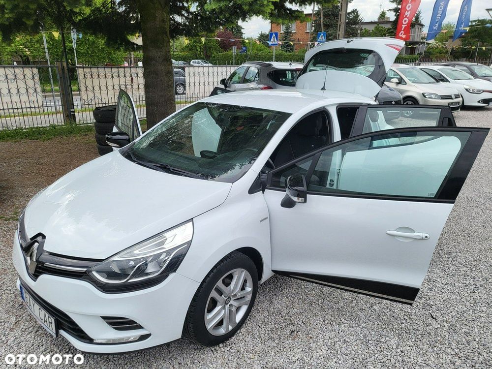 Renault Clio - 37