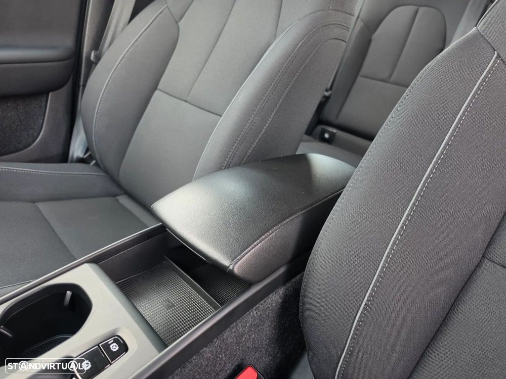 Volvo XC 40 T4 Recharge DKG Essential - 10