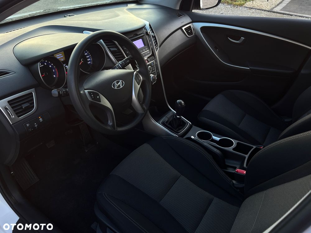 Hyundai i30 1.4 Advantage - 12