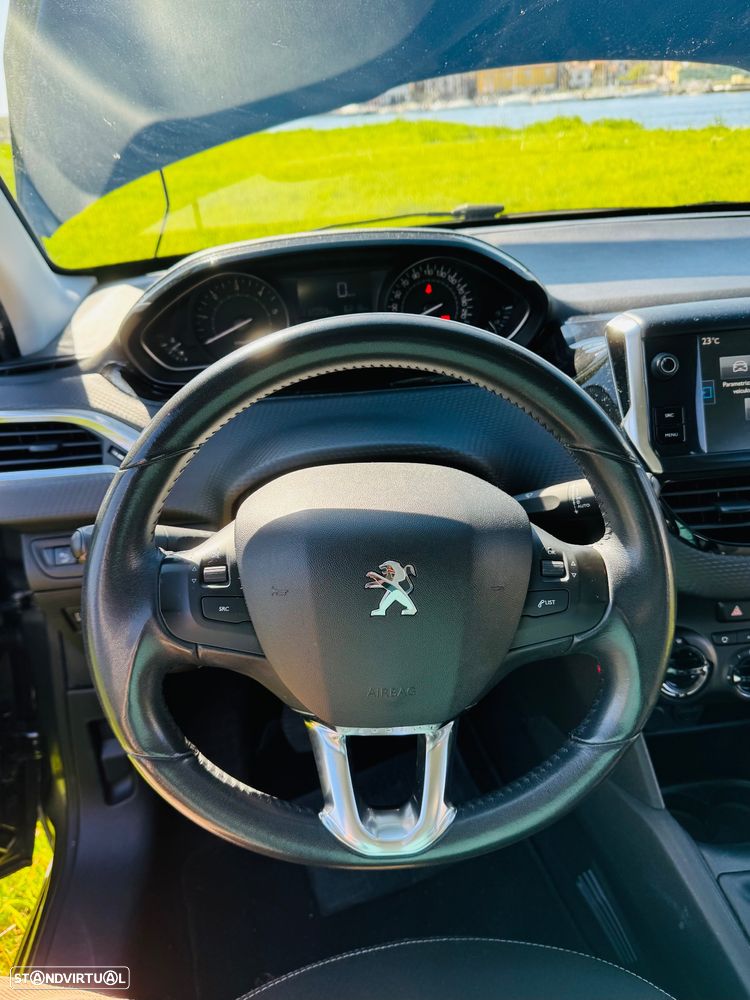 Peugeot 208 1.6 BlueHDi Style - 17