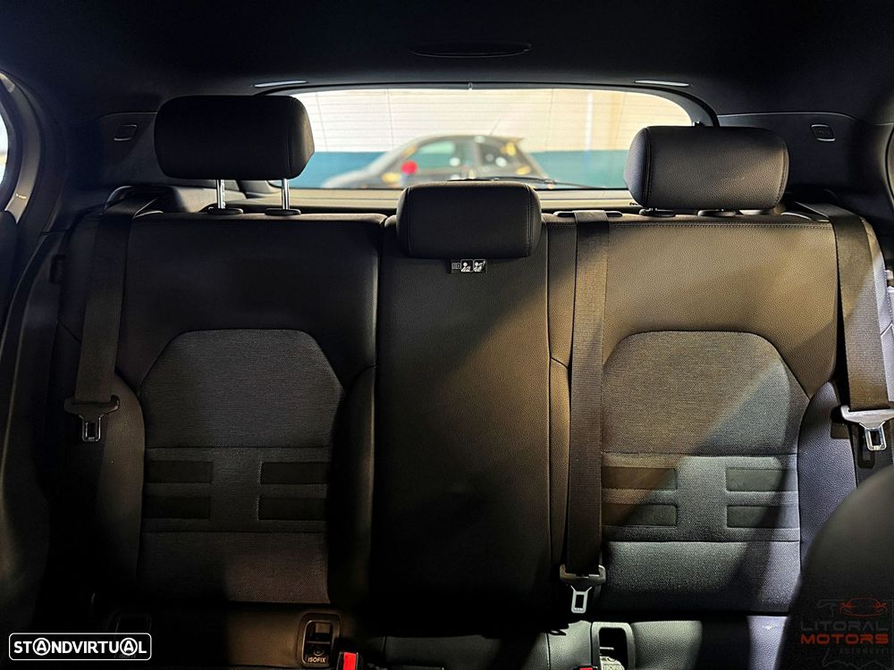 Mercedes-Benz GLA 180 Style - 33