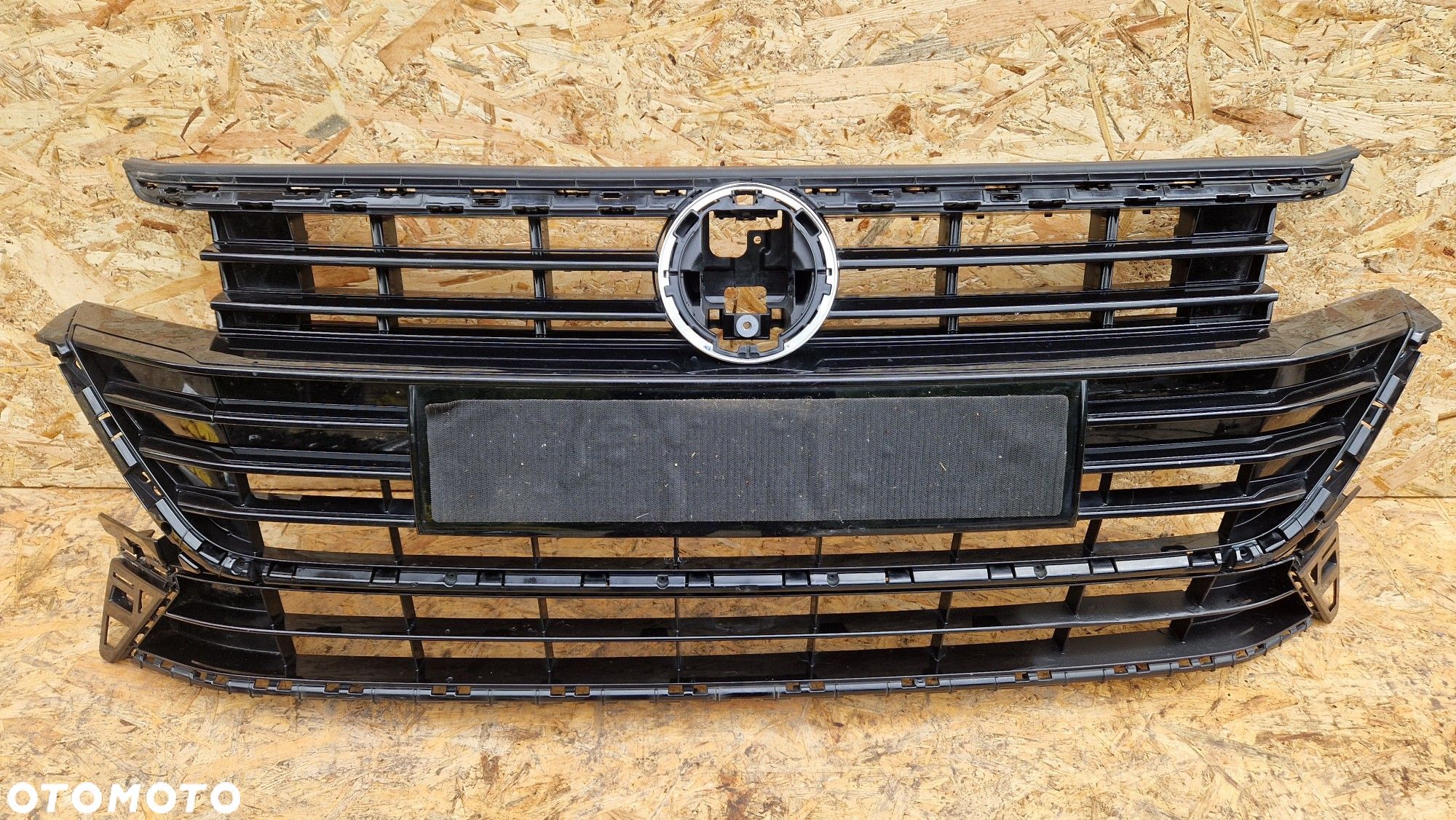 VW ARTEON 3G8853655A ATRAPA GRILL ZDERZAKA PRZÓD - 1