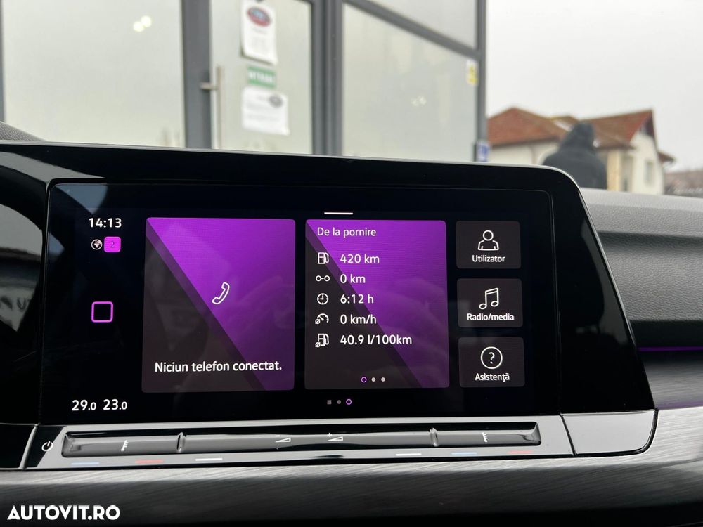 Volkswagen Golf - 26