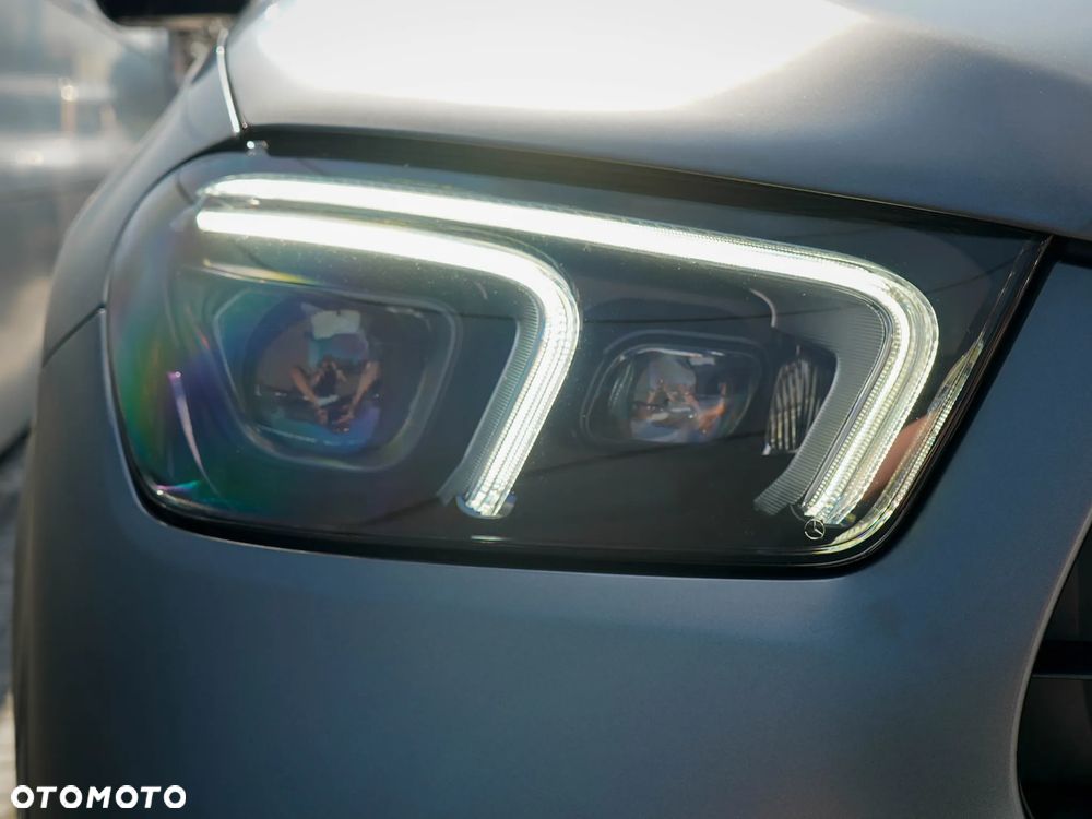 Mercedes-Benz GLE - 12