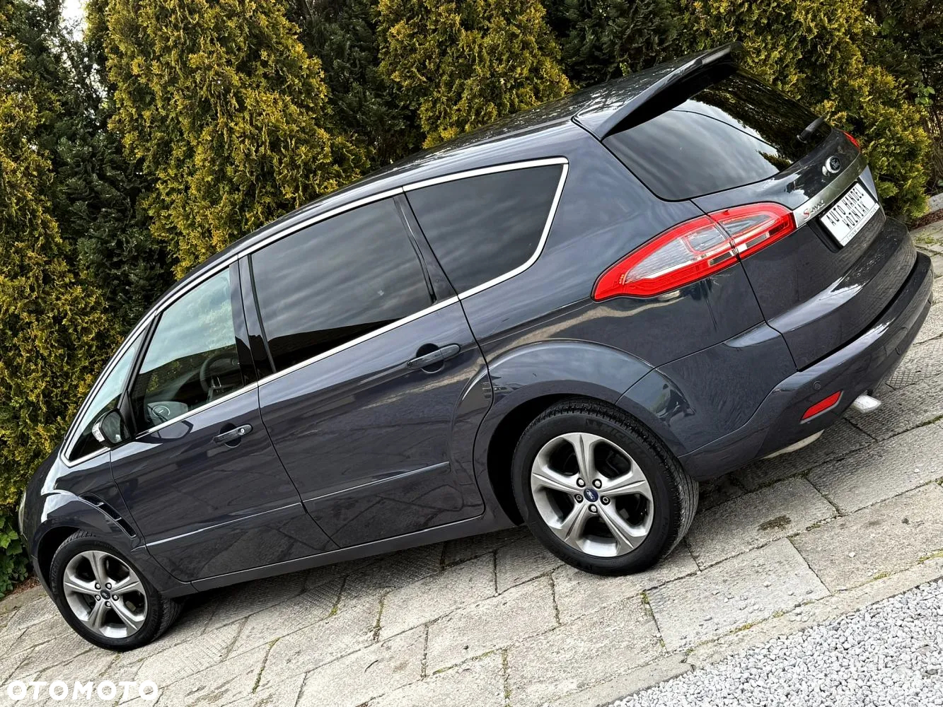 Ford S-Max - 16