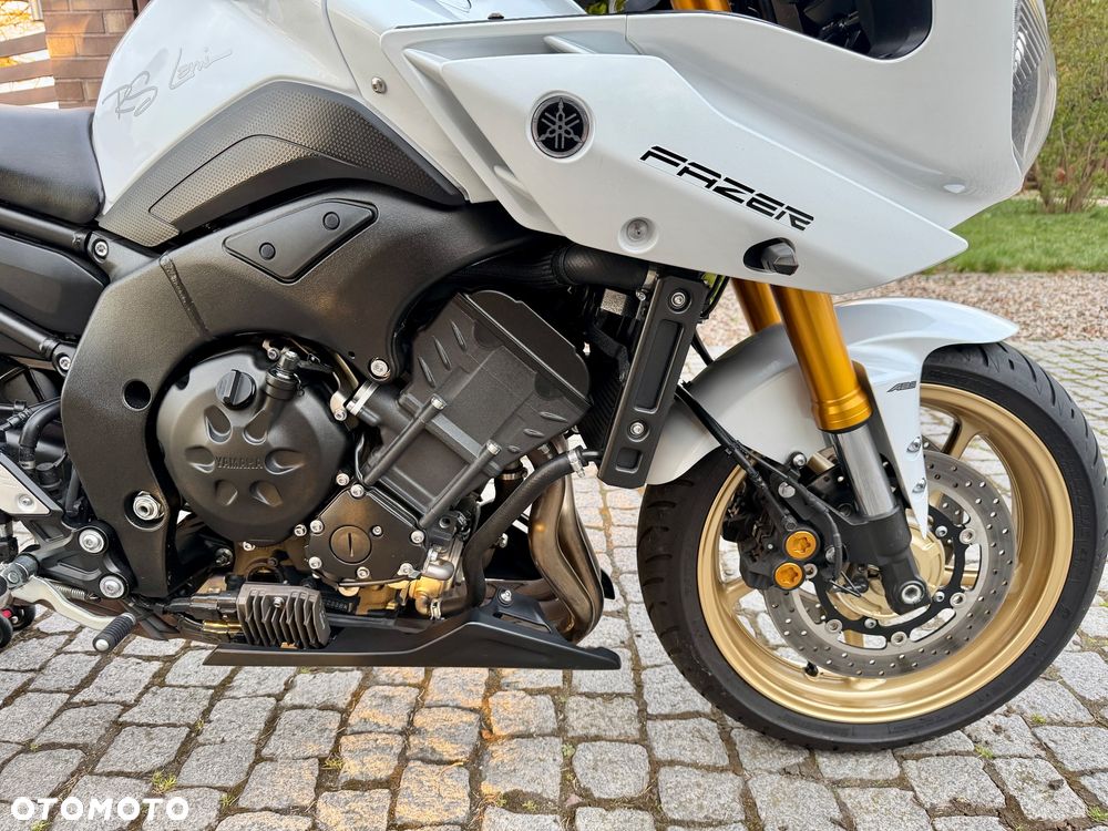 Yamaha FZ8 - 15