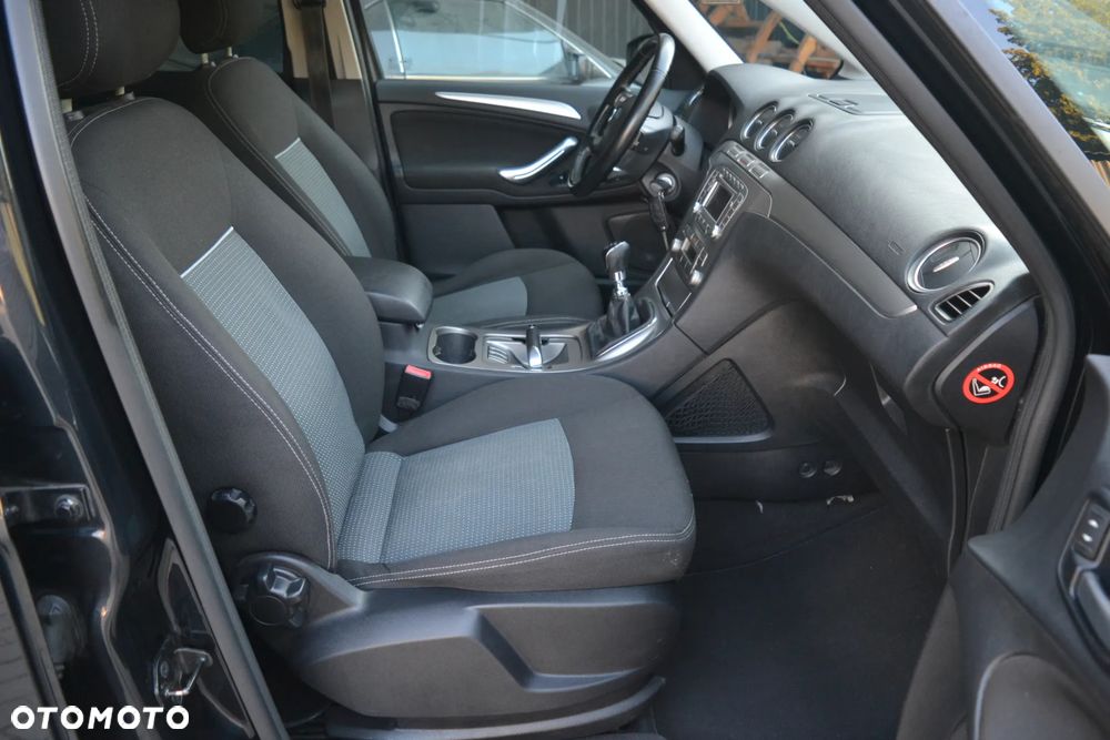 Ford Galaxy 2.0 TDCi Titanium - 12