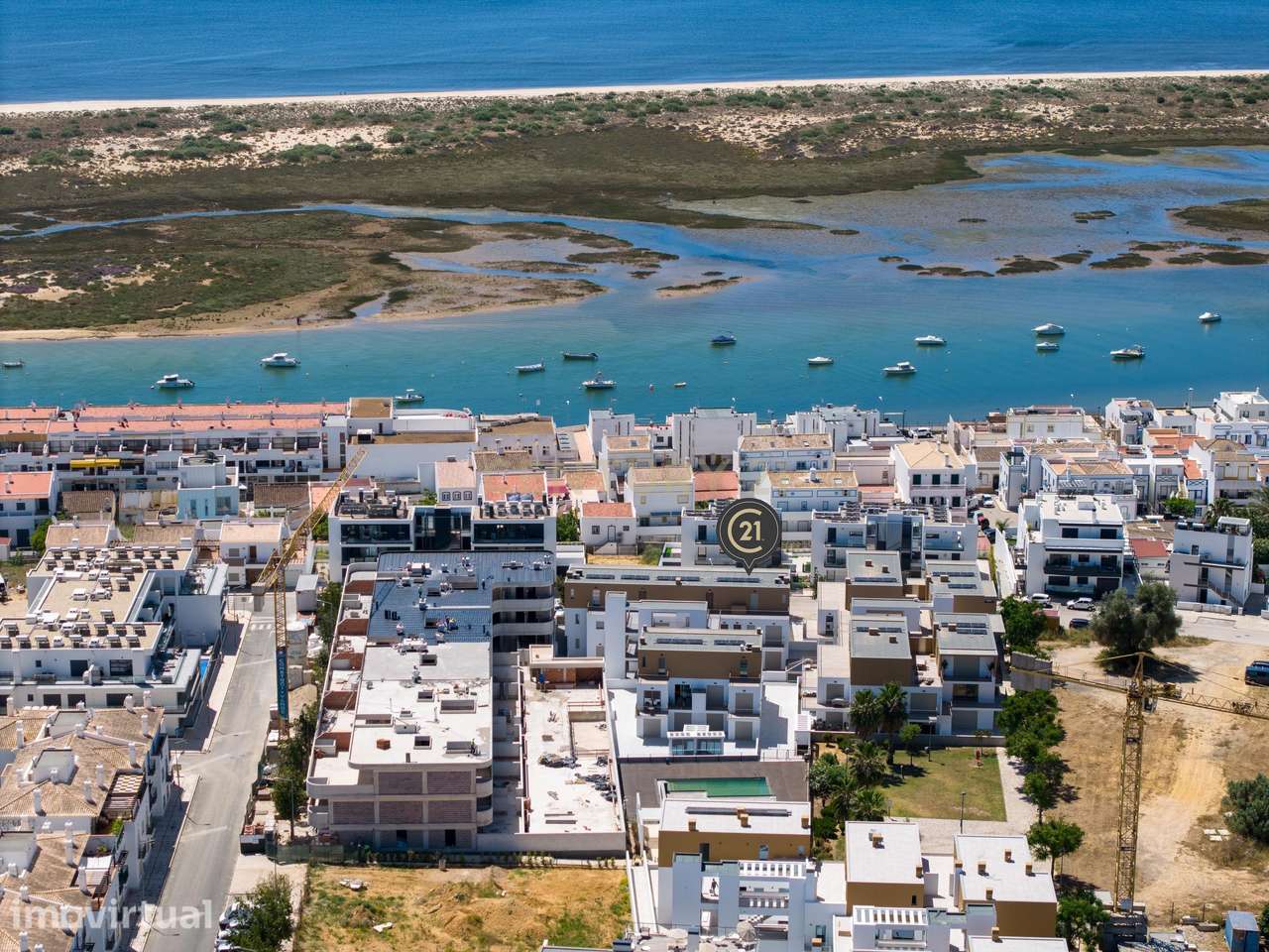 Descubra o seu refúgio no Algarve – T2 em Cabanas de Tavira a 200 da R - Grande imagem: 3/30
