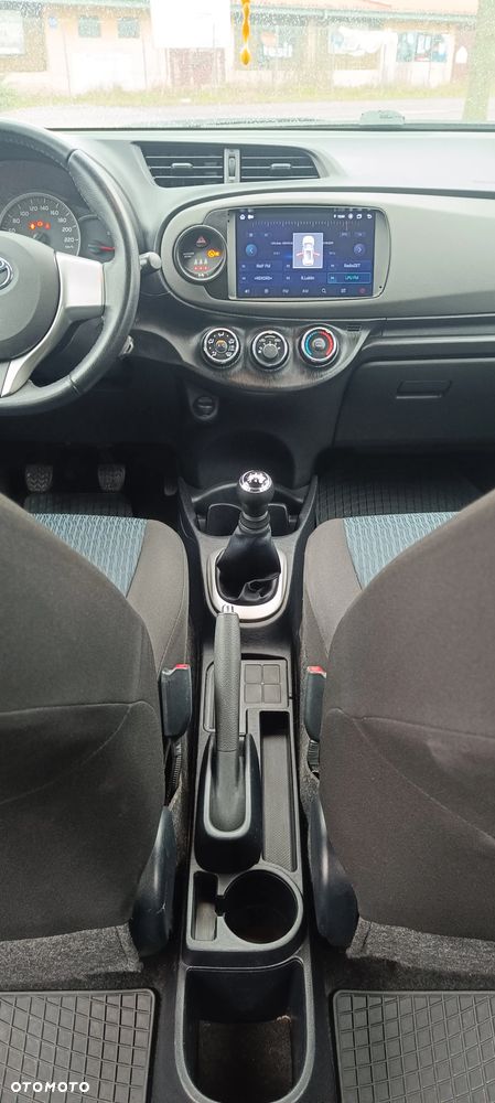 Toyota Yaris 1.0 VVT-i - 15