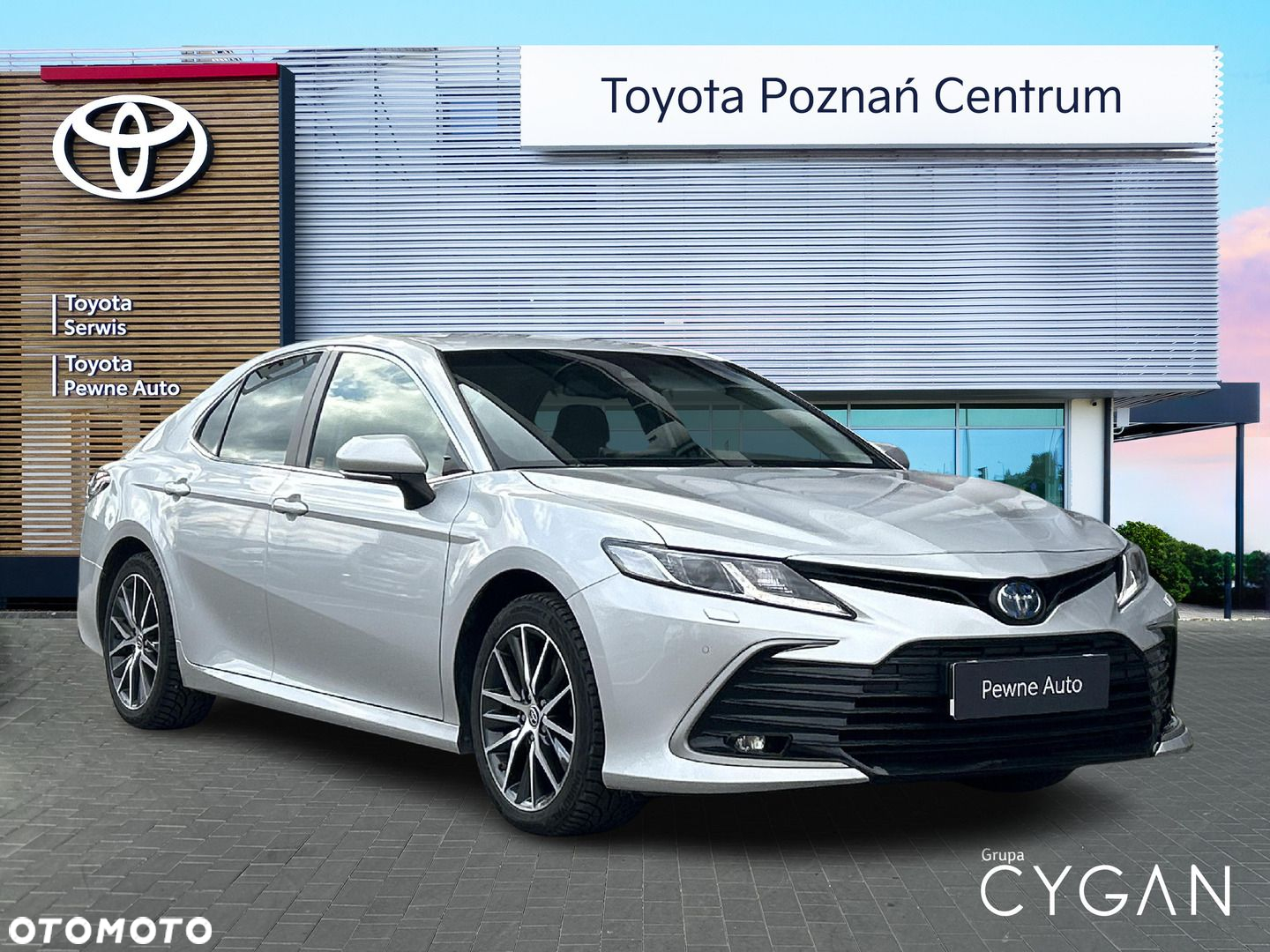 Toyota Camry - 7