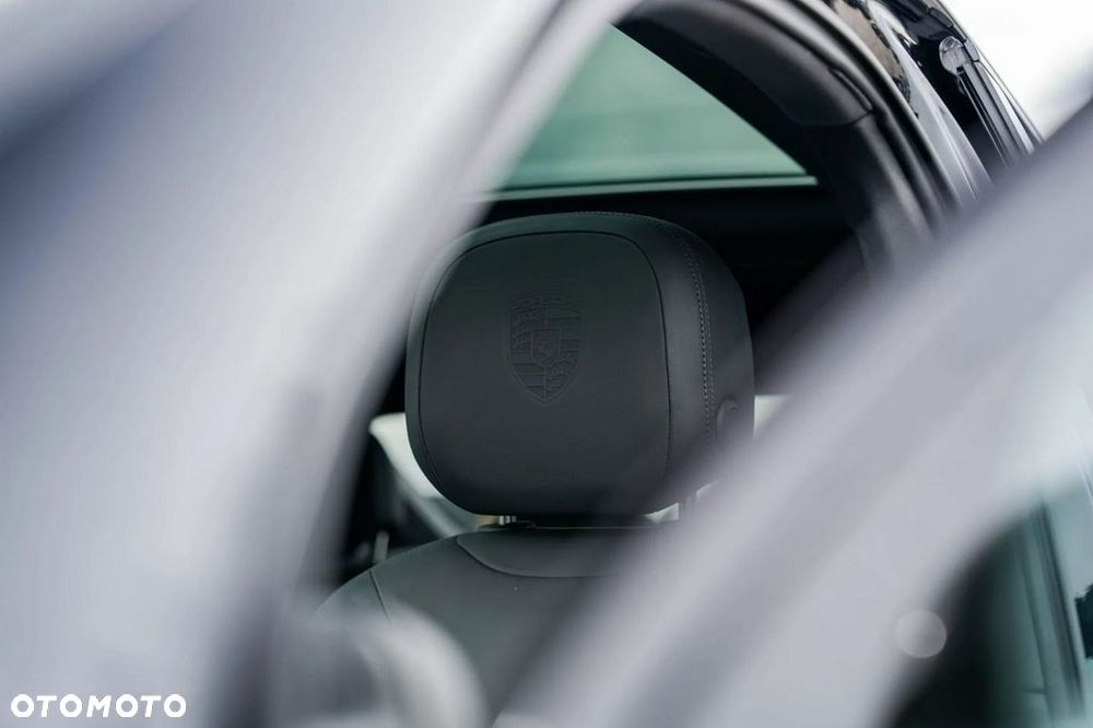 Porsche Cayenne - 24