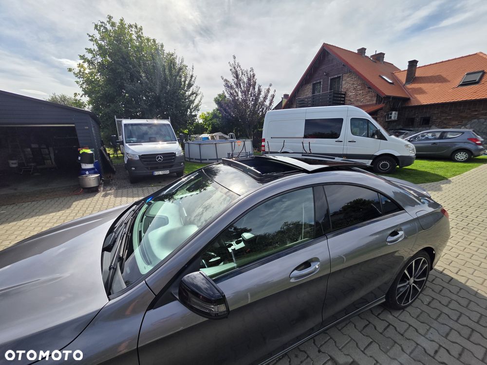 Mercedes-Benz CLA 180 - 12