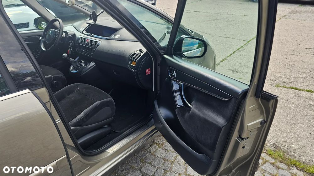 Citroën C4 Picasso 1.6 HDi Impress Pack - 17