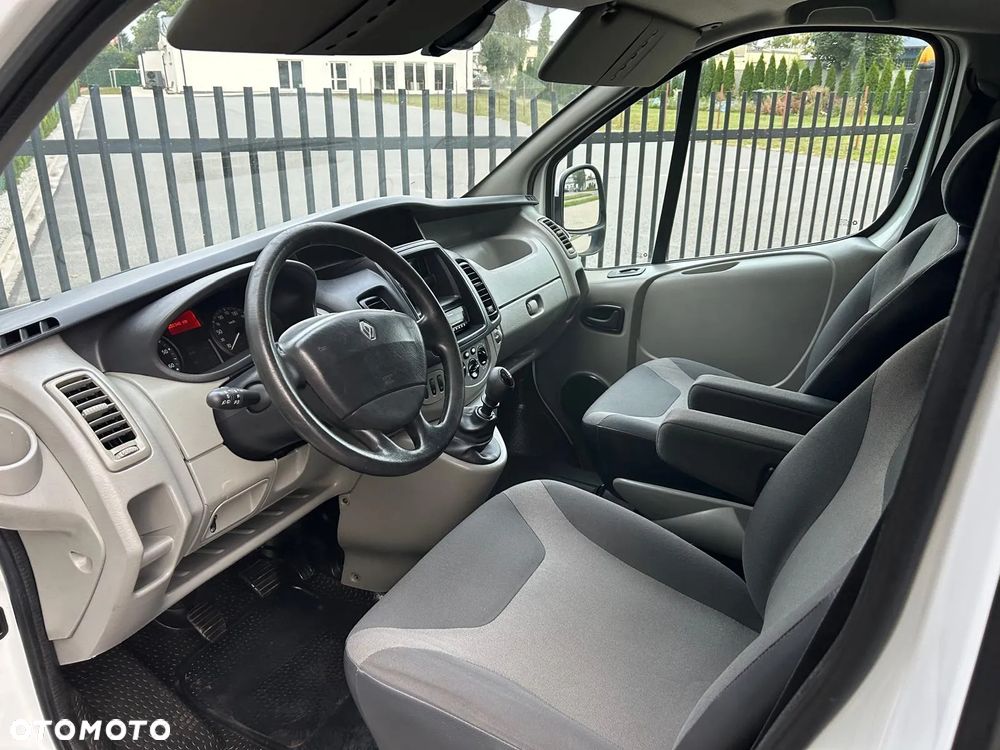 Renault Trafic 2.5 dCi FAP 150 L2H1 Komfort - 16