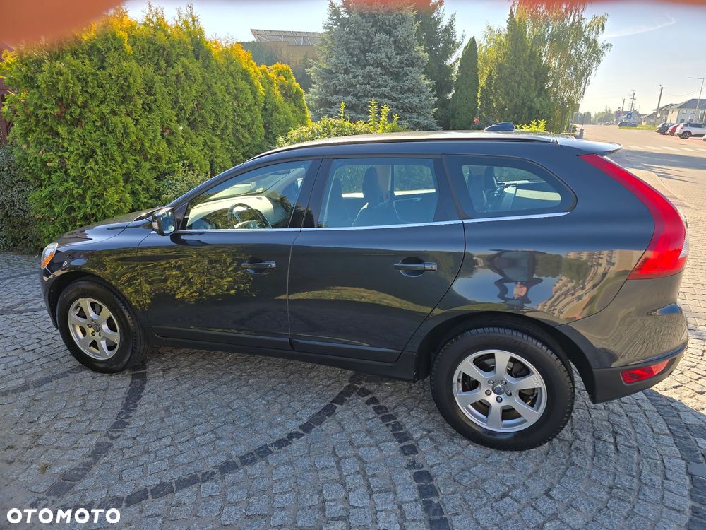 Volvo XC 60 DRIVe Momentum - 3