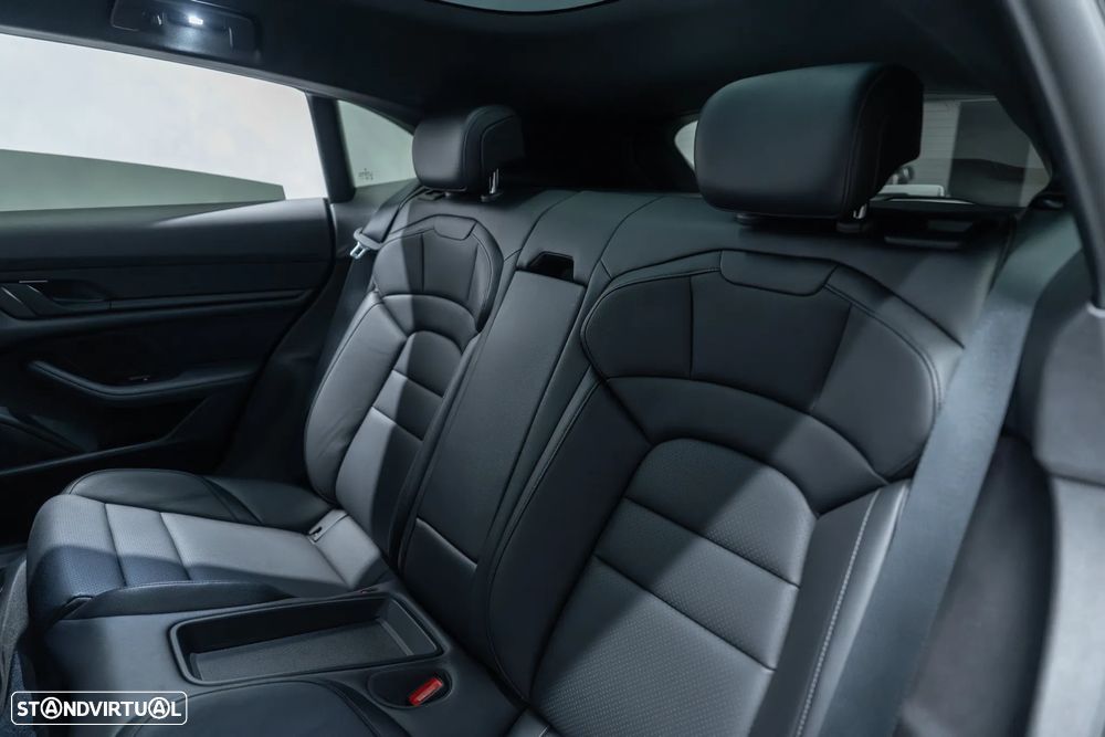 Porsche Taycan Sport Turismo Standard - 51