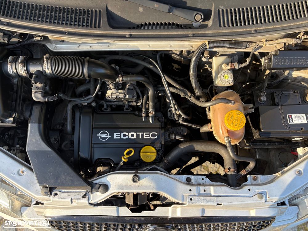 Opel Agila 1.0 12V Comfort 5L - 5