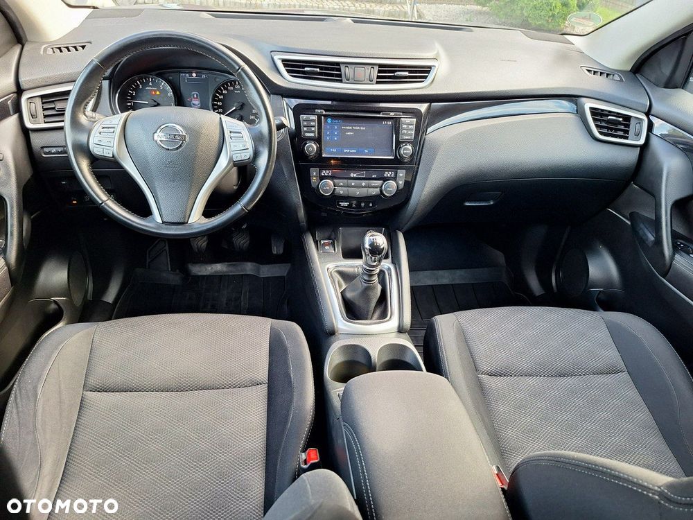 Nissan Qashqai 1.6 DIG-T N-Connecta - 17