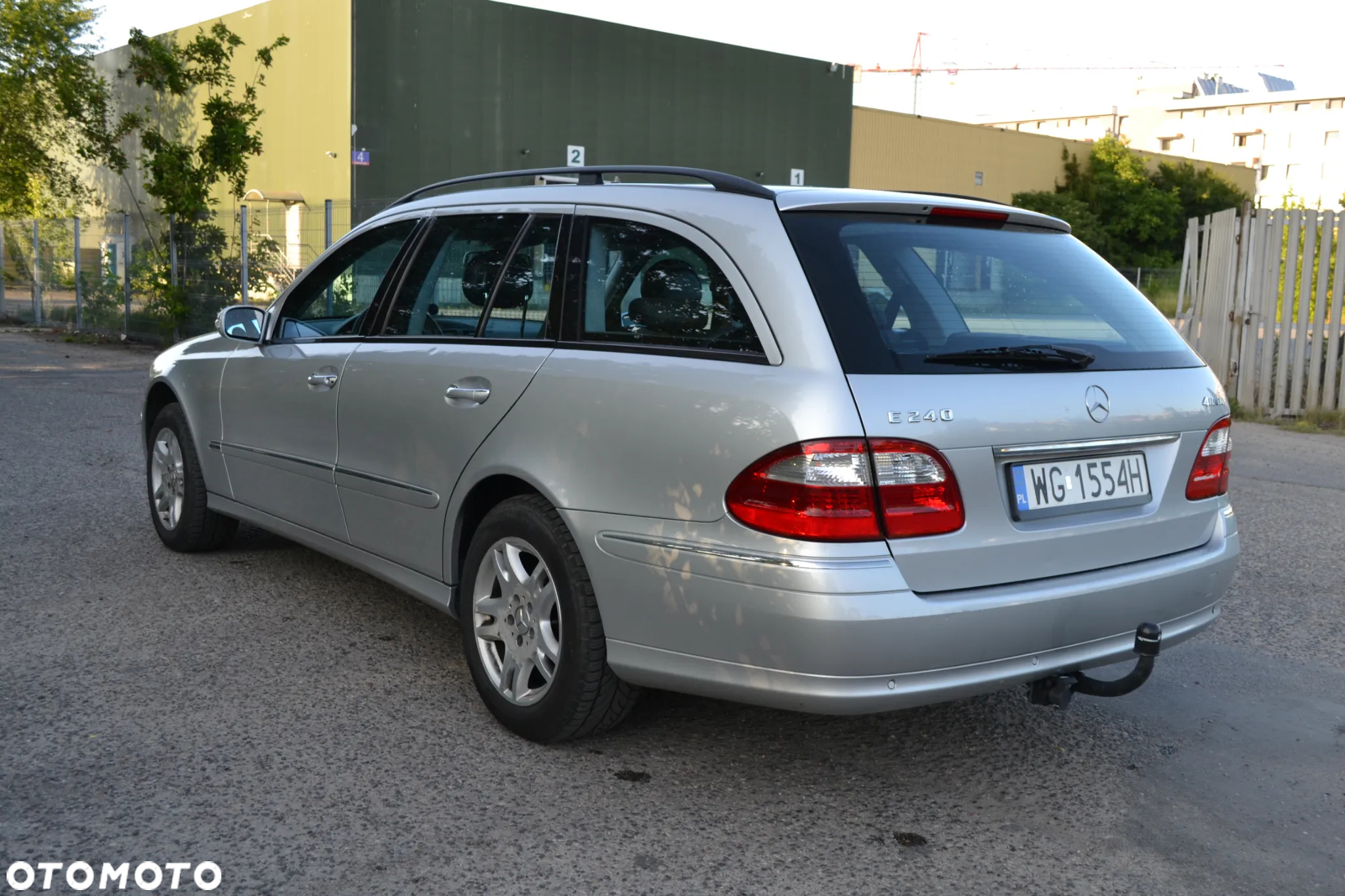 Mercedes-Benz Klasa E 240 4-Matic T Avantgarde - 4