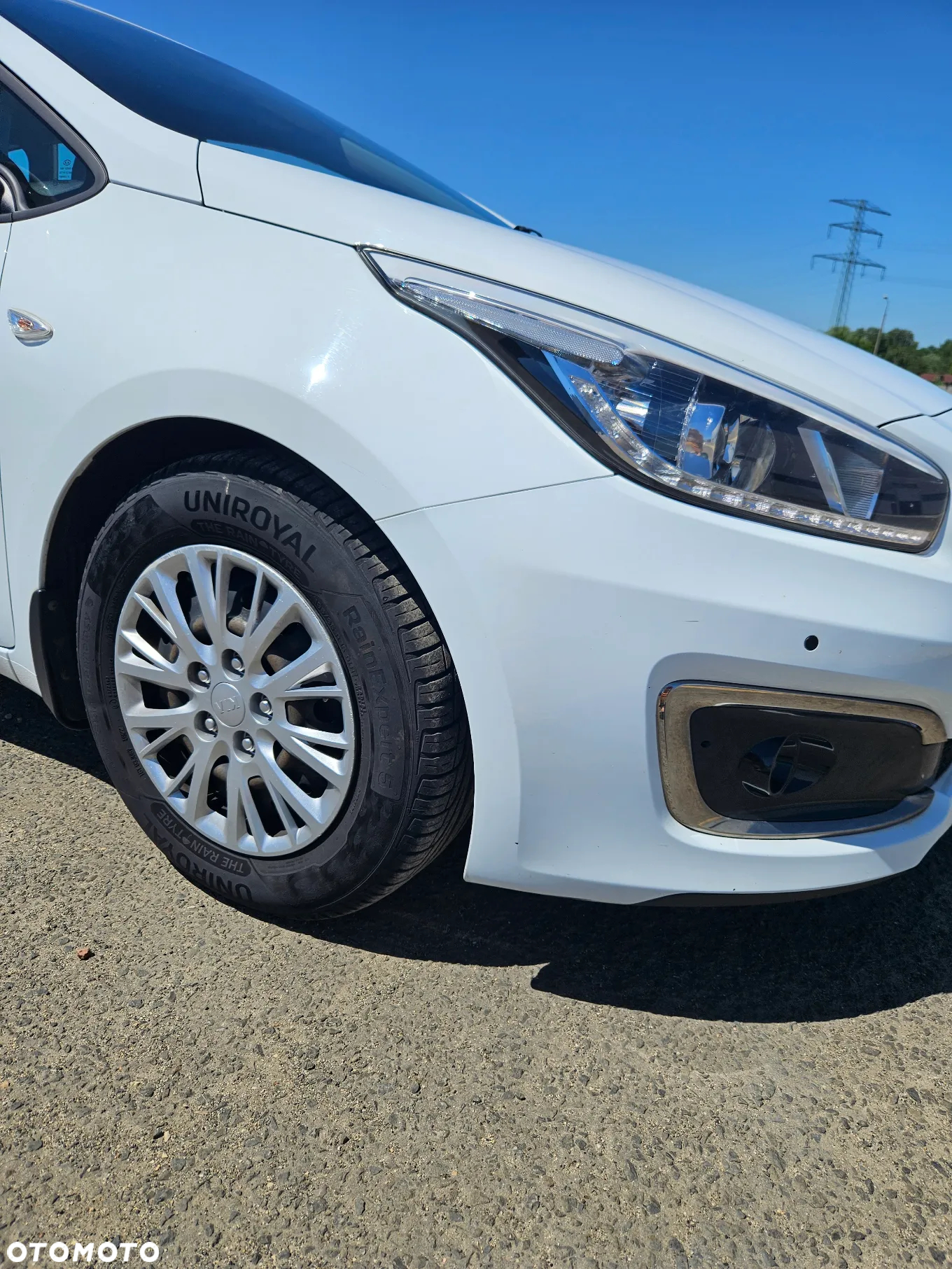 Kia Ceed - 10