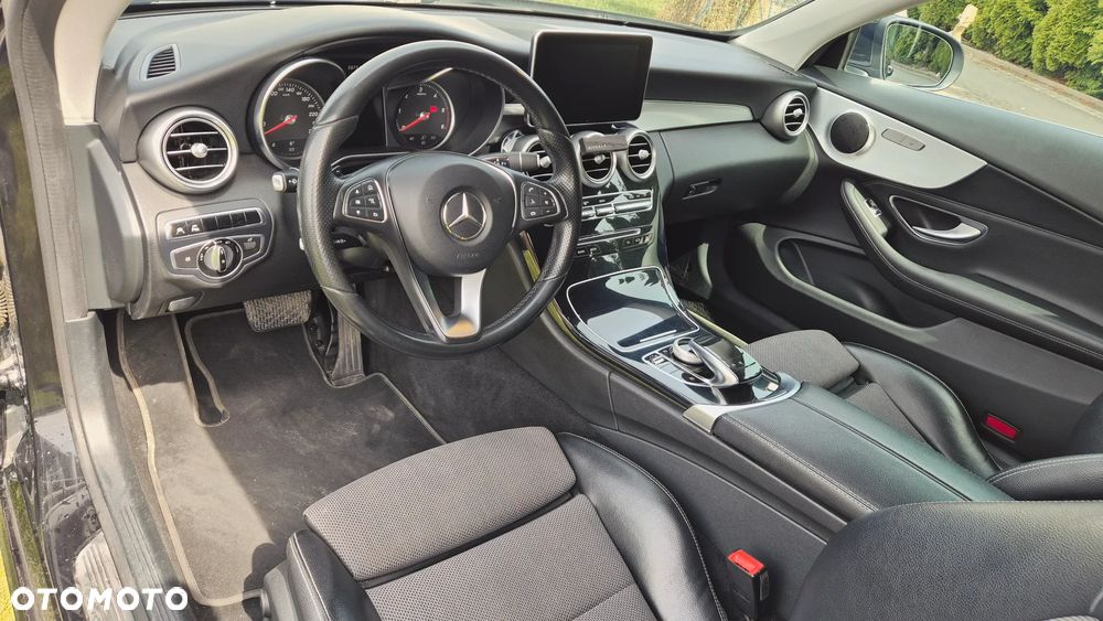 Mercedes-Benz Klasa C 220 d 9G-Tronic - 12