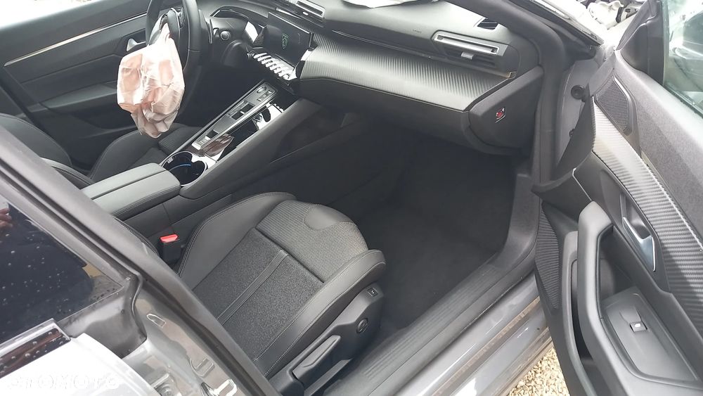 Peugeot 508 - 8