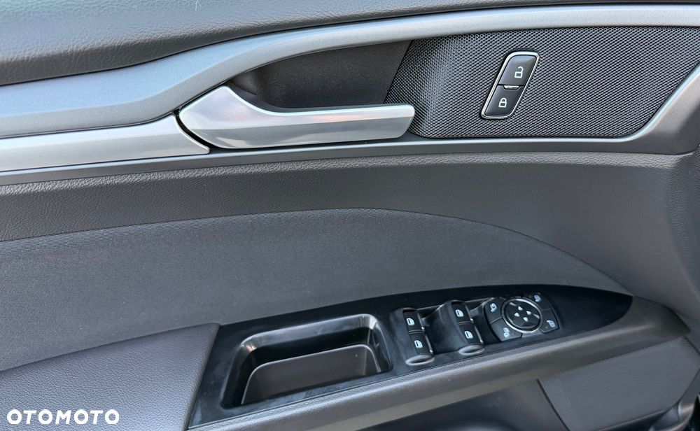 Ford Mondeo 2.0 TDCi STart-Stopp PowerShift-Aut Titanium - 27