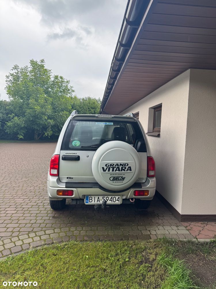Suzuki Grand Vitara - 2