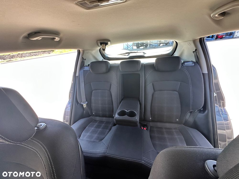 Kia Sportage - 4