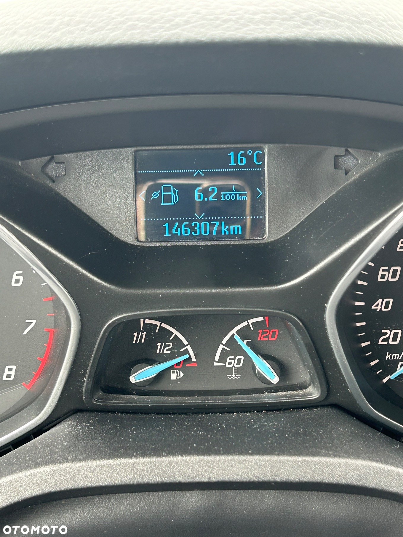 Ford C-MAX 1.0 EcoBoost Start-Stopp-System Ambiente - 25