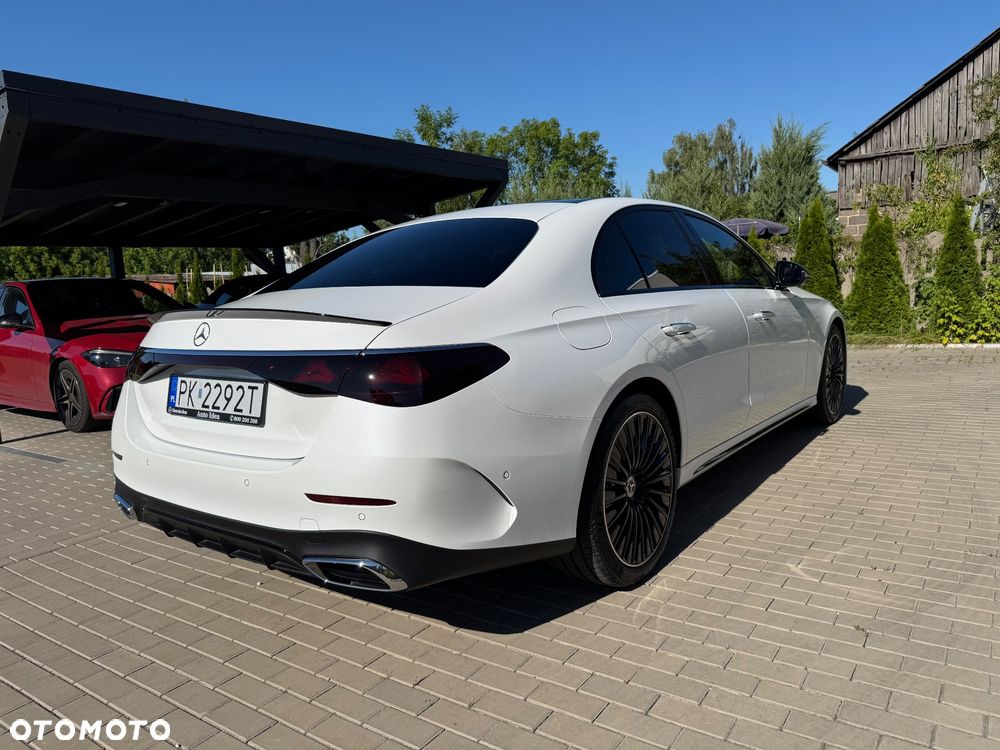 Mercedes-Benz Klasa E 220 d mHEV 4-Matic AMG 9G-Tronic - 8