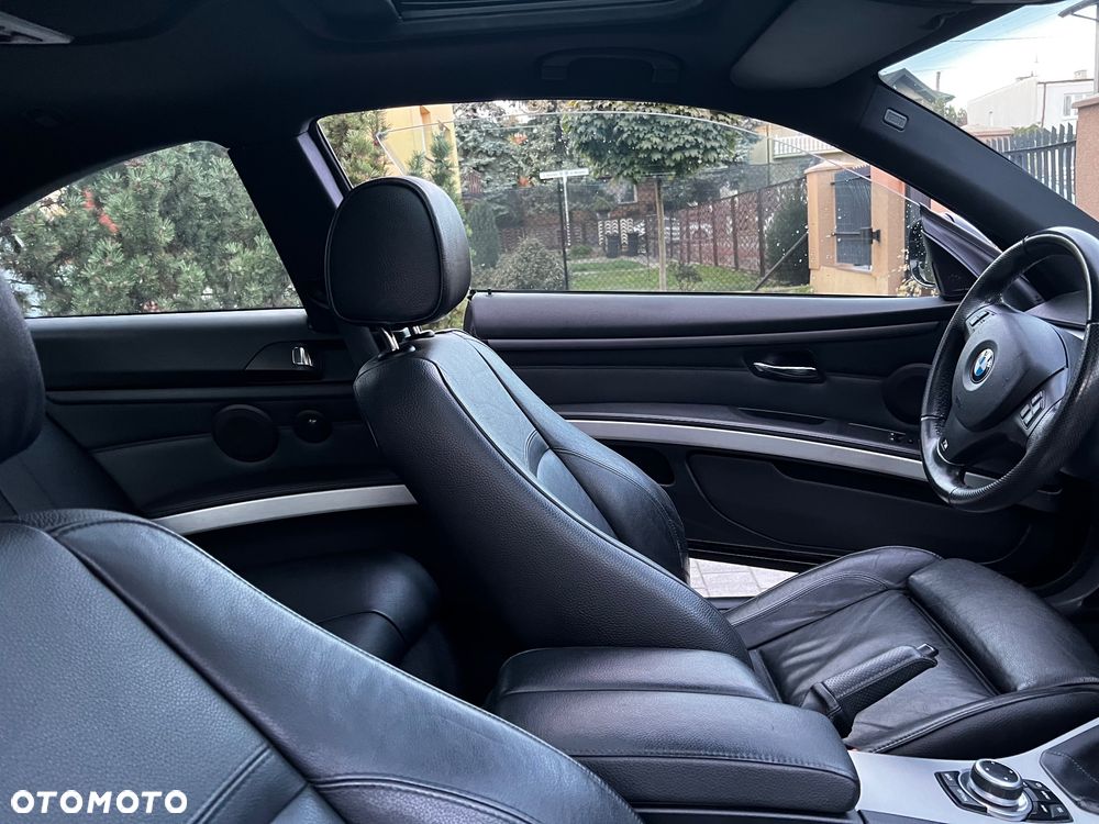BMW Seria 3 330d - 34