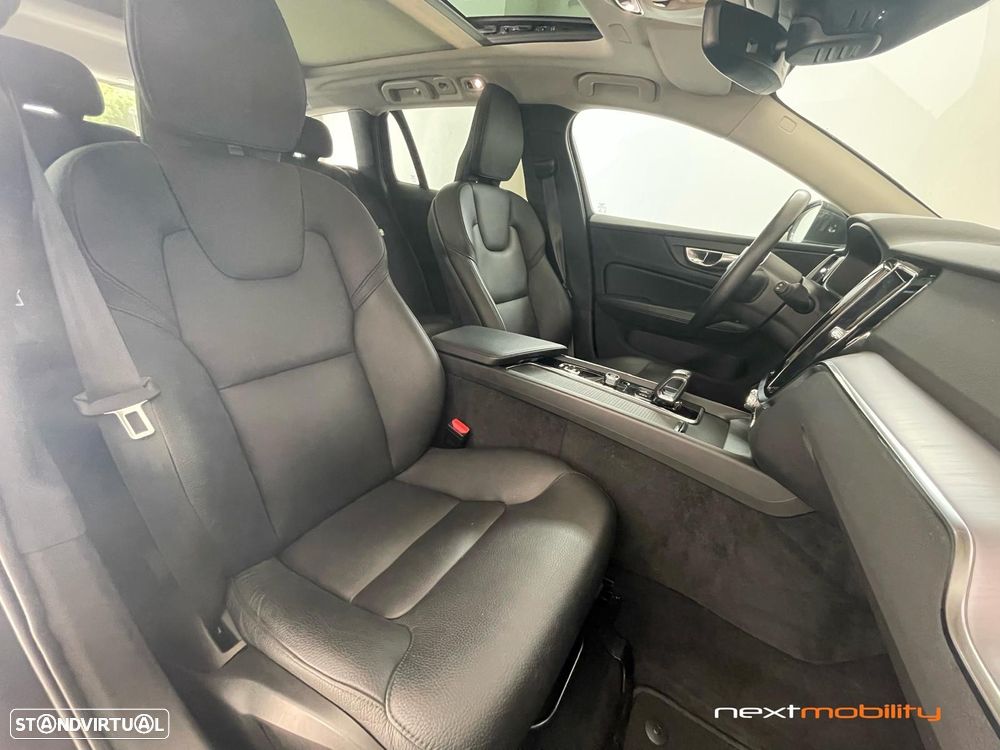 Volvo V60 2.0 B4 Momentum Plus Geartronic - 15