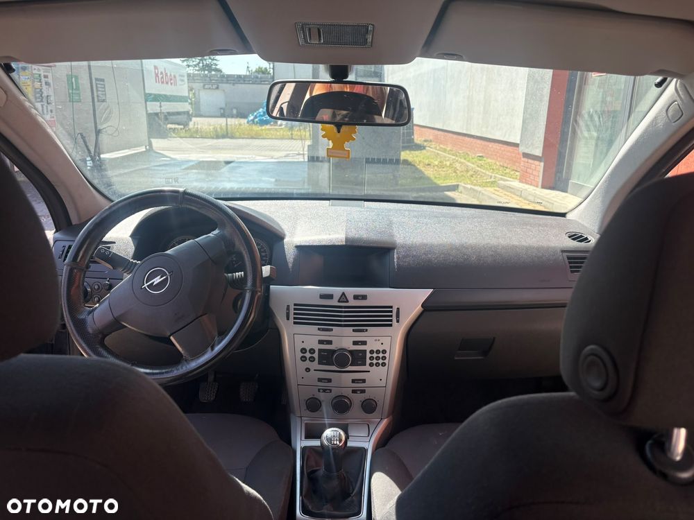 Opel Astra 1.7 CDTI - 9