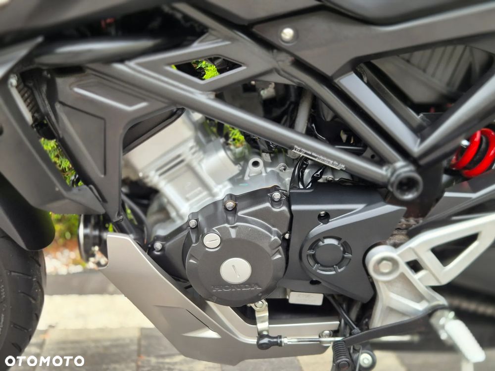 Honda CB - 14