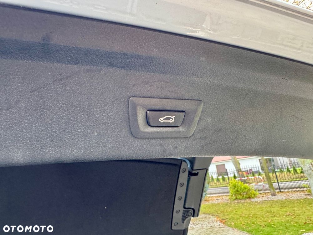 BMW 3GT 320d xDrive GT Sport-Aut M Sport - 29