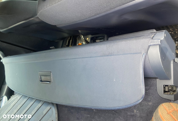 Audi A4 B7 Kombi Roleta bagażnika
